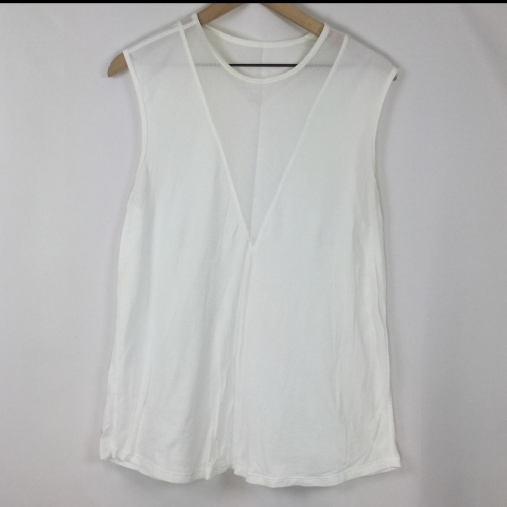 Lululemon Lab Edge Tee, White, Size 10